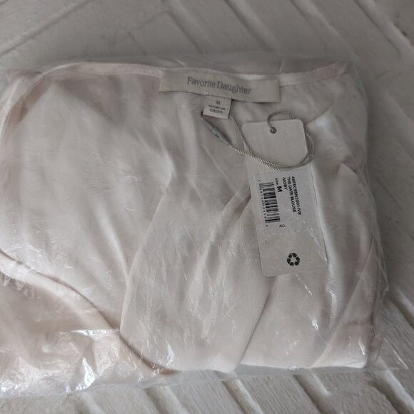 NWT - Favorite Daughter - Date Blouse - Picture 5 of 6